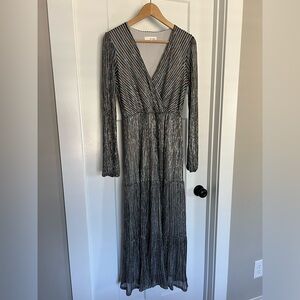 June & Hudson: Metallic Tiered Maxi Dress: Size Small